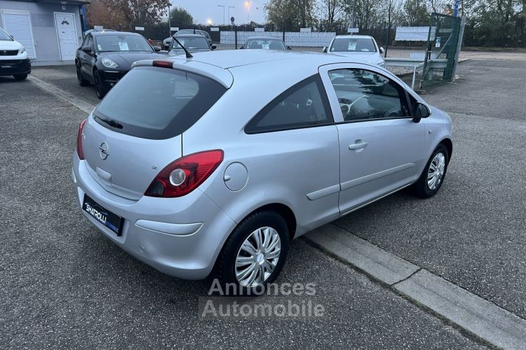 Opel Corsa IV 1.2 Twinport 80ch 5cv Clim Régulateur 82,000Kms 3Port+5Places - <small></small> 4.990 € <small>TTC</small> - #3