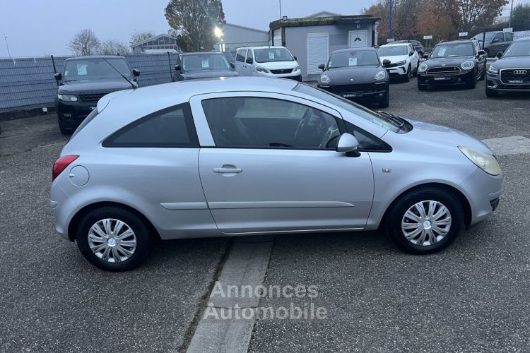 Opel Corsa IV 1.2 Twinport 80ch 5cv Clim Régulateur 82,000Kms 3Port+5Places - <small></small> 4.990 € <small>TTC</small> - #6