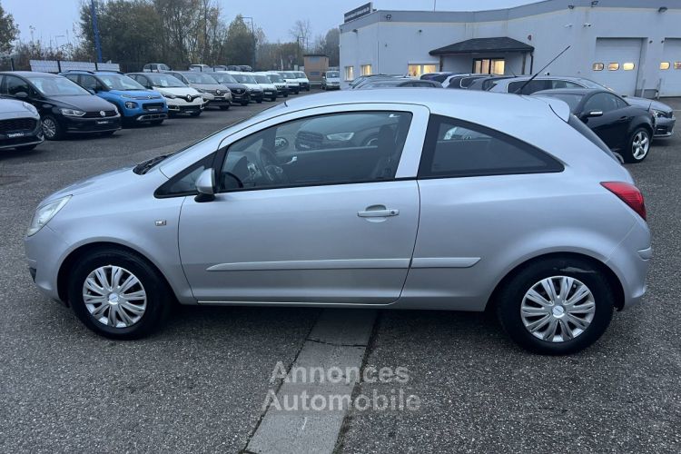 Opel Corsa IV 1.2 Twinport 80ch 5cv Clim Régulateur 82,000Kms 3Port+5Places - <small></small> 4.990 € <small>TTC</small> - #7