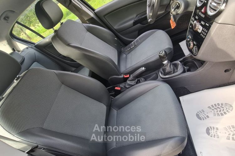 Opel Corsa IV (D) - 1.4i 16V 90ch (5 cv) BVM5 Noir 5 portes Twinport Enjoy 2010 - <small></small> 4.990 € <small>TTC</small> - #8