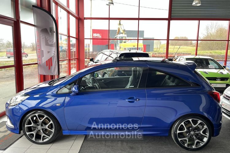 Opel Corsa OPC 1,6 207 TOIT PANORAMIQUE OUVRANT GPS ANDROID REGULATEUR LIMITEUR FEUX BI-XENON SIEGES RECA - <small></small> 12.990 € <small>TTC</small> - #18