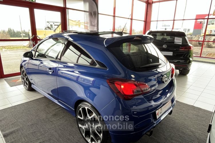 Opel Corsa OPC 1,6 207 TOIT PANORAMIQUE OUVRANT GPS ANDROID REGULATEUR LIMITEUR FEUX BI-XENON SIEGES RECA - <small></small> 12.990 € <small>TTC</small> - #22