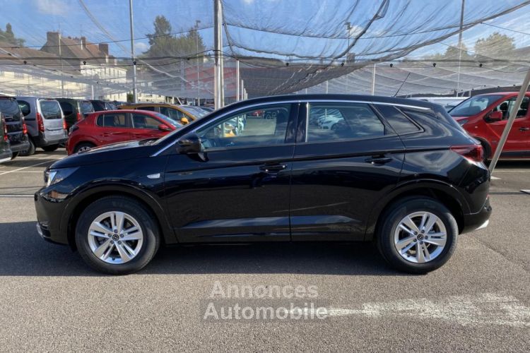 Opel Grandland X (2) 1.5 DIESEL 130 AUTO - <small></small> 27.590 € <small></small> - #2