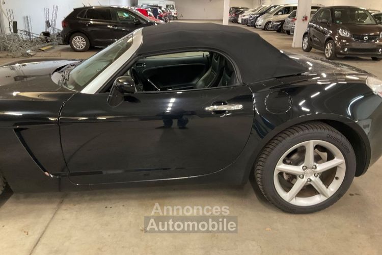 Opel GT 2.0 SIDI TURBO 265 CV ROADSTER / 2E MAIN / 90 800KM/ SUIVI FULL / GTIE 12 MOIS - <small></small> 16.490 € <small>TTC</small> - #4