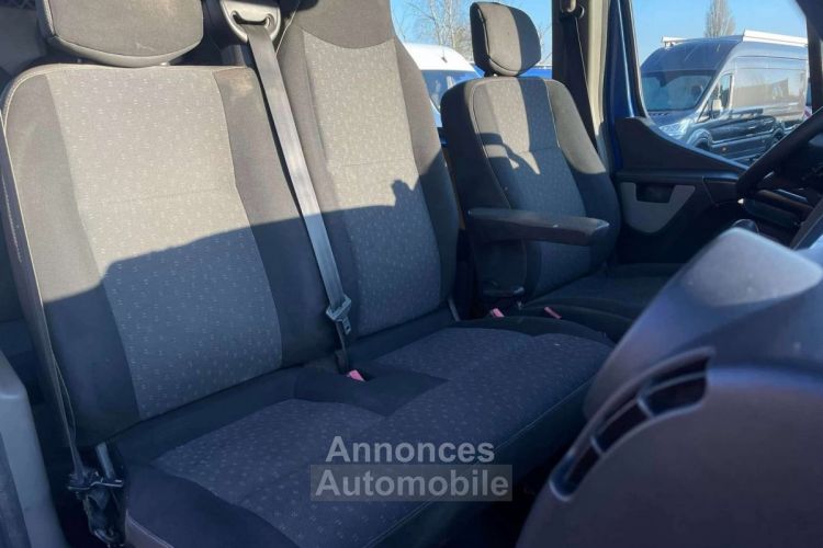 Opel Movano / 2.3cdti / airco / navi / bluetooth / 7pl. / trekhaak / dakrek - <small></small> 10.950 € <small>TTC</small> - #11