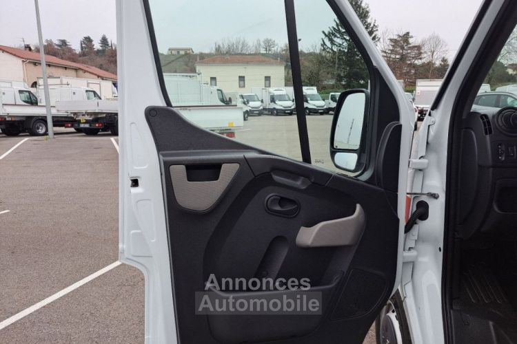 Opel Movano L4H2 2.3 CDTI 145 BITURBO RWD RS - <small></small> 23.988 € <small>TTC</small> - #19