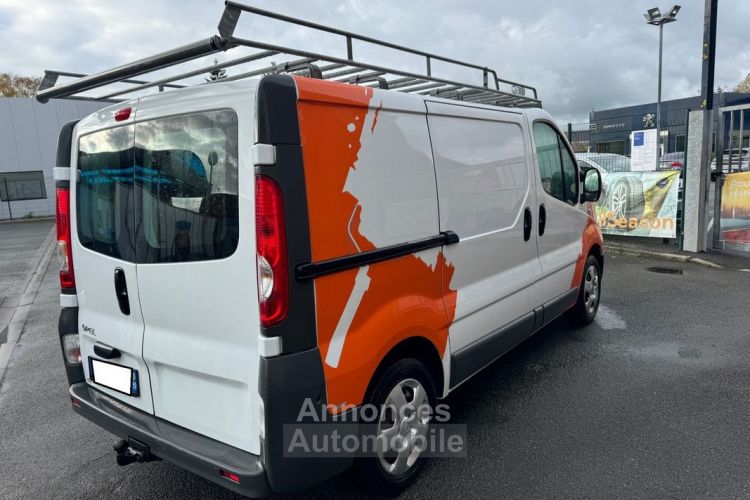 Opel Vivaro 2L L1H1 115CH 1ère main 3 places 86100KM - <small></small> 14.400 € <small>TTC</small> - #2