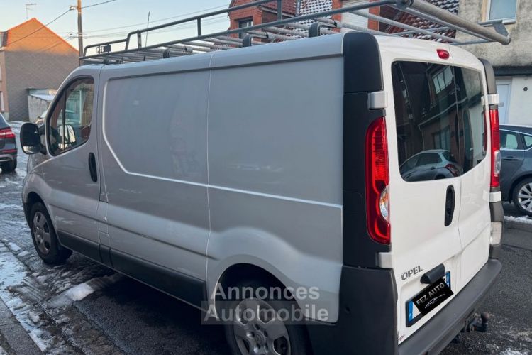 Opel Vivaro 2L L1H1 115CH 1ère main 3 places 86500KM - <small></small> 14.400 € <small>TTC</small> - #3