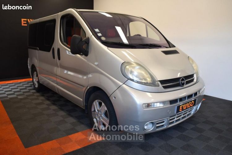 Opel Vivaro COMBI 2.5 CDTI 135ch WESTFALIA WEBASTO SUIVI GARANTIE 6 A 60 MOIS - <small></small> 10.990 € <small>TTC</small> - #1