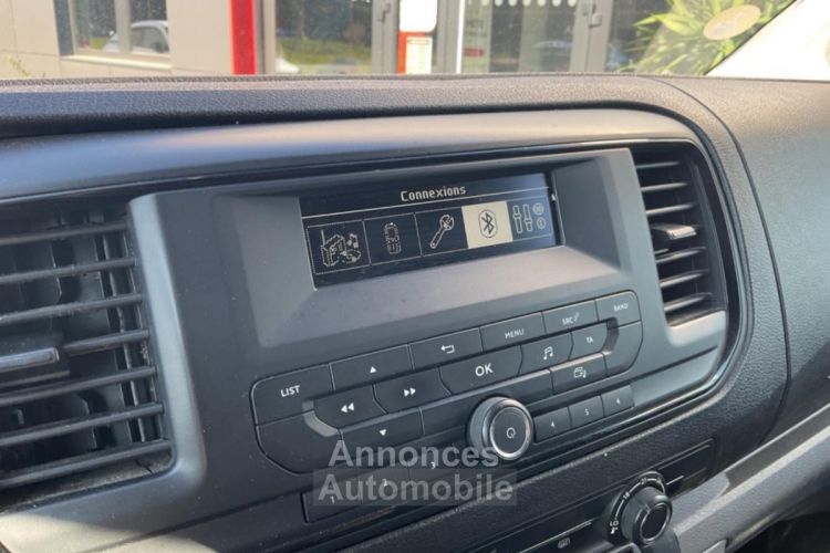 Opel Vivaro L1 Augmenté 2.0 D 120CH Pack Clim - 14 917HT - 1 MAIN - <small></small> 17.900 € <small></small> - #15