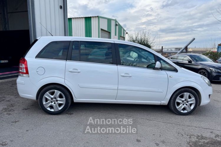 Opel Zafira 1.6 115 ch - 7 PLACES - GARANTIE - CLIMATISATION - 2EME MAIN - <small></small> 6.990 € <small>TTC</small> - #4