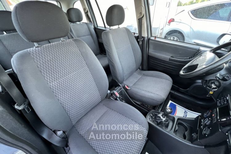 Opel Zafira 2.0 DTi 100ch Comfort Clim 7Places Attelage 1500€ sans garantie - <small></small> 1.500 € <small>TTC</small> - #14