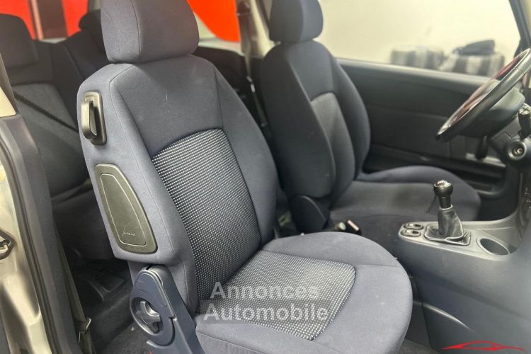 Peugeot 1007 1.4 HDi Avant Première TO Dolce 105.000km - <small></small> 3.990 € <small>TTC</small> - #13