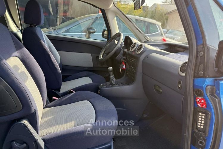 Peugeot 1007 1.4 HDI DOLCE - <small></small> 4.490 € <small>TTC</small> - #3