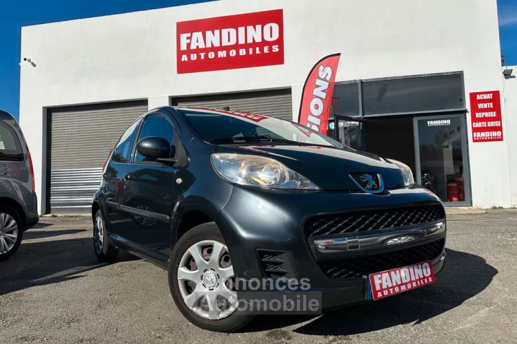 Peugeot 107 1.0 12V 68Ch Filou Boite Automatique - <small></small> 6.990 € <small>TTC</small> - #1