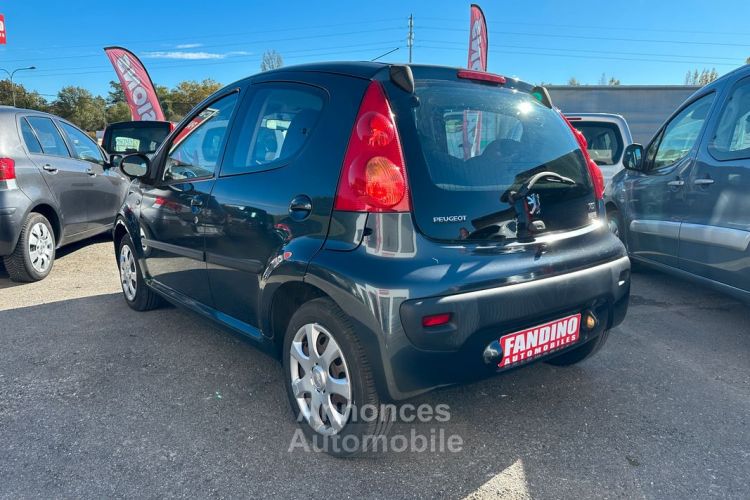 Peugeot 107 1.0 12V 68Ch Filou Boite Automatique - <small></small> 6.990 € <small>TTC</small> - #5