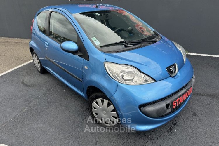 Peugeot 107 1.0 12V BLACK & SILVER 3P - <small></small> 2.490 € <small>TTC</small> - #2