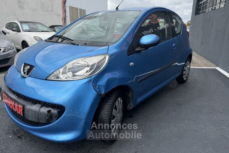 Peugeot 107 1.0 12V BLACK & SILVER 3P - <small></small> 2.490 € <small>TTC</small> - #5