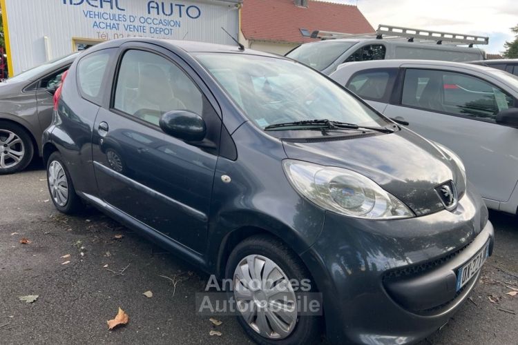 Peugeot 107 1.0 12V TRENDY 3P - <small></small> 2.650 € <small>TTC</small> - #1