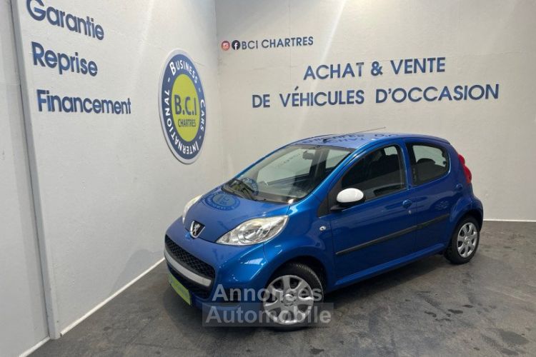 Peugeot 107 1.0 12V URBAN MOVE 5P - <small></small> 5.890 € <small>TTC</small> - #1