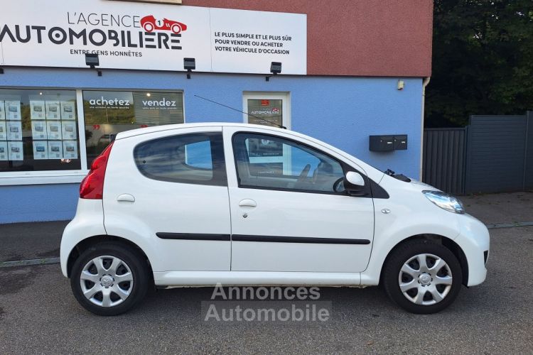 Peugeot 107 1.0 68cv 12V TRENDY 5P 1ERE MAIN - <small></small> 5.990 € <small>TTC</small> - #8