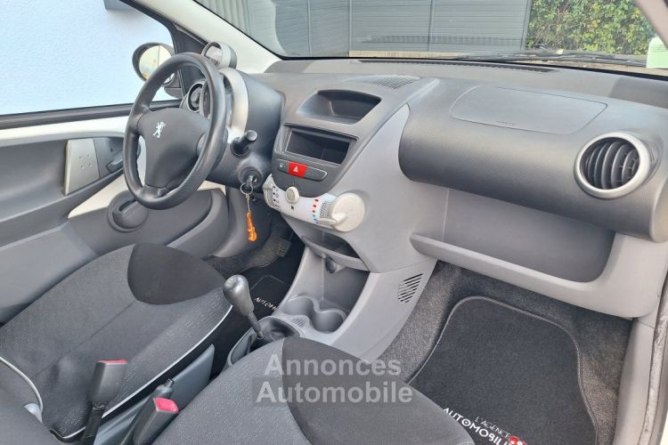 Peugeot 107 1.0 68cv 12V TRENDY 5P 1ERE MAIN - <small></small> 5.990 € <small>TTC</small> - #13