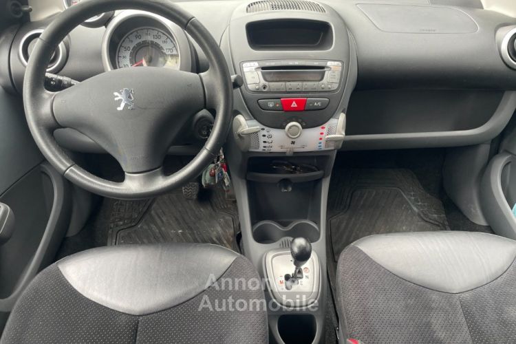 Peugeot 107 1.0e 12v 68ch blue lion 2-tronic black silver avec climatisation - <small></small> 6.290 € <small>TTC</small> - #9