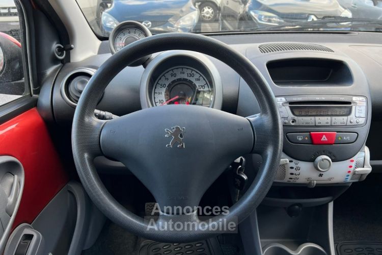 Peugeot 107 1.0e 12V 68ch BLUE LION Urban - <small></small> 4.890 € <small>TTC</small> - #20