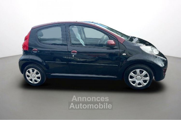 Peugeot 107 1.0e 12V 68ch BVA Black et Silver - <small></small> 6.490 € <small>TTC</small> - #9