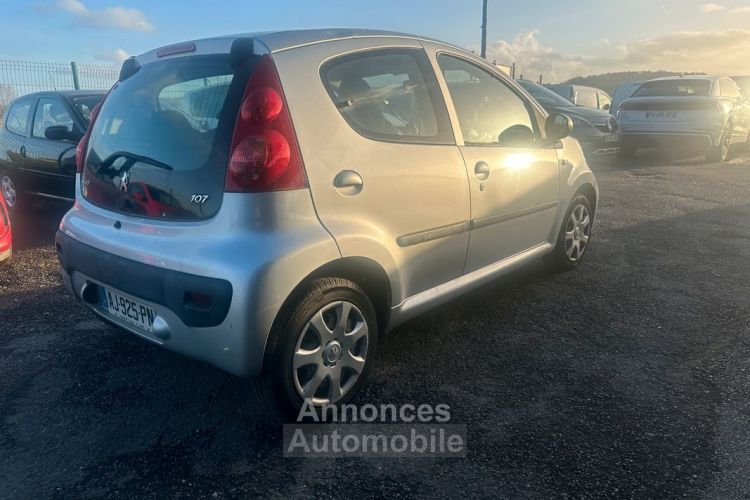 Peugeot 107 1.4 hdi clim distribution et embrayage neuf 3990 euros - <small></small> 3.990 € <small>TTC</small> - #3