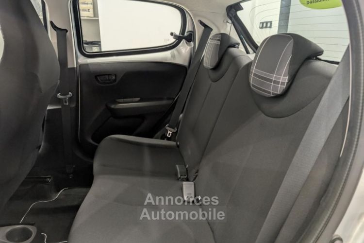 Peugeot 108 1.0 VTI 70ch STYLE - <small></small> 9.290 € <small>TTC</small> - #13