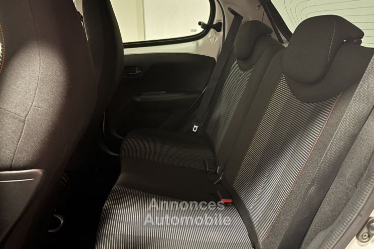 Peugeot 108 1.2 82 ROLLAND GARROS DECAPOTABLE - <small></small> 8.190 € <small>TTC</small> - #13