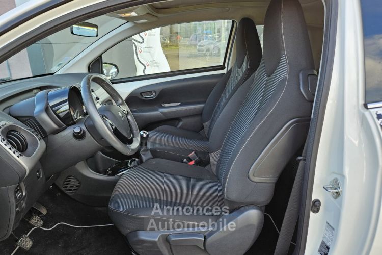 Peugeot 108 1.2 VTI 82 CV ALLURE TOP 1 ERE MAIN - <small></small> 7.990 € <small>TTC</small> - #10