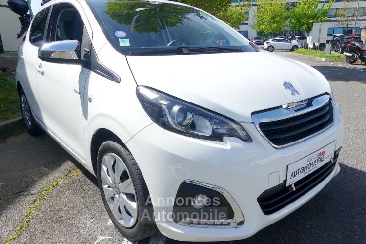 Peugeot 108 TOP! STYLE 1.2 VTI 72 S&S - <small></small> 11.990 € <small>TTC</small> - #9