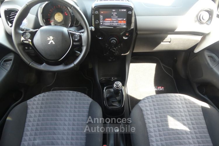 Peugeot 108 TOP! STYLE 1.2 VTI 72 S&S - <small></small> 11.990 € <small>TTC</small> - #13