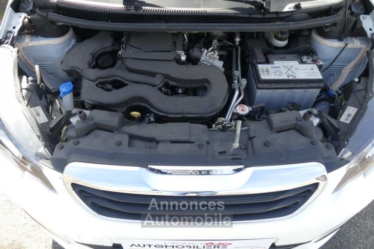 Peugeot 108 TOP! STYLE 1.2 VTI 72 S&S - <small></small> 11.990 € <small>TTC</small> - #40