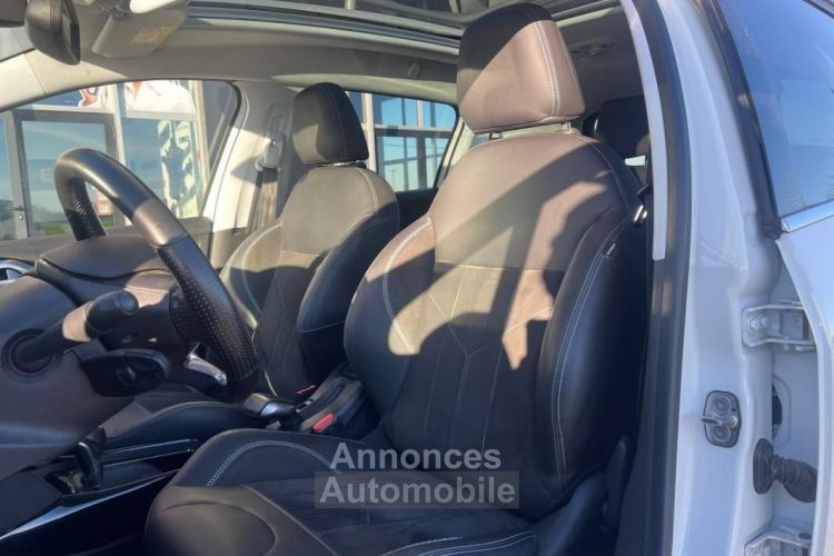 Peugeot 2008 1.2 110 CH CROSSWAY EAT6 DISTRIBUTION OK - <small></small> 9.990 € <small>TTC</small> - #11