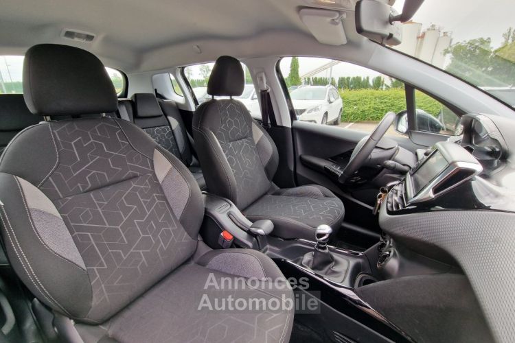 Peugeot 2008 1.2 110 ch S&S ALLURE - <small></small> 10.990 € <small>TTC</small> - #17