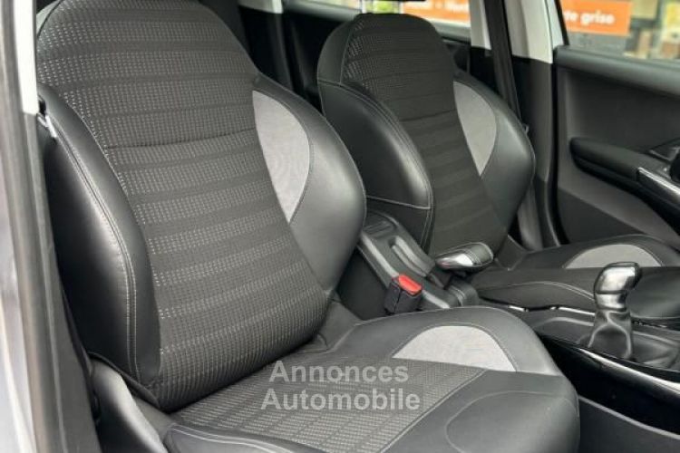 Peugeot 2008 1.2 110CH ALLURE S-S ENTRETIEN COMPLET CARPLAY CAMERA - <small></small> 9.490 € <small>TTC</small> - #11