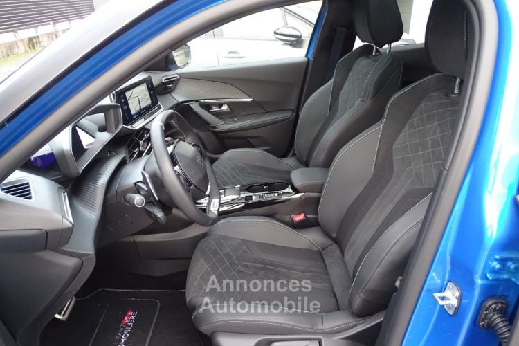 Peugeot 2008 1.2 130 EAT8 GT PACK - TOIT OUVRANT - ATTELAGE - INTERIEUR ALCANTARA - <small></small> 25.990 € <small>TTC</small> - #11