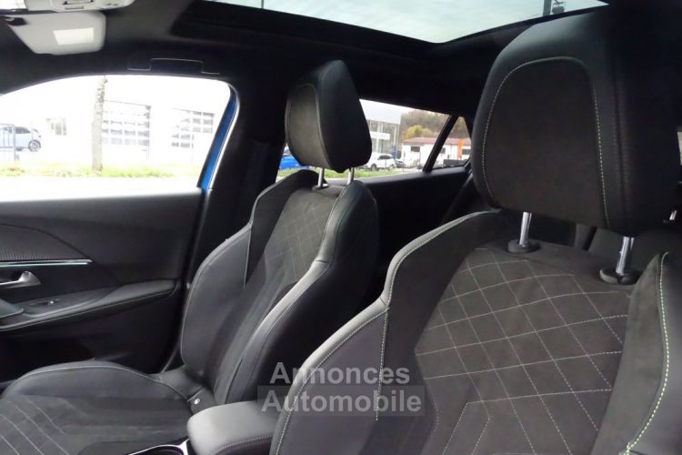 Peugeot 2008 1.2 130 EAT8 GT PACK - TOIT OUVRANT - ATTELAGE - INTERIEUR ALCANTARA - <small></small> 25.990 € <small>TTC</small> - #16