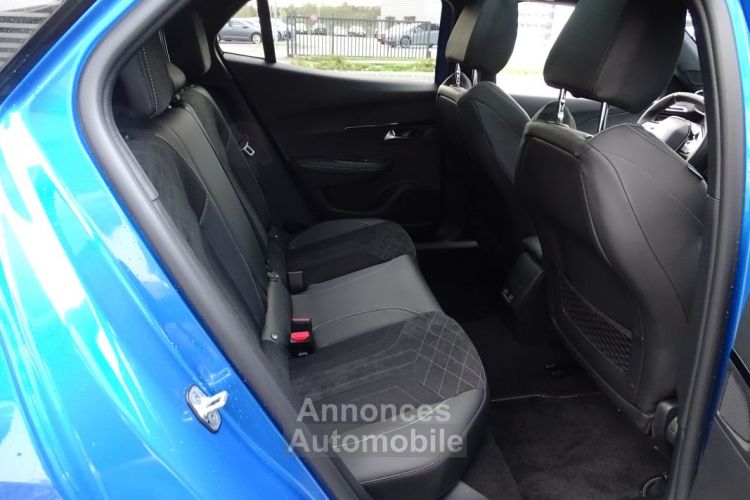 Peugeot 2008 1.2 130 EAT8 GT PACK - TOIT OUVRANT - ATTELAGE - INTERIEUR ALCANTARA - <small></small> 25.990 € <small>TTC</small> - #28