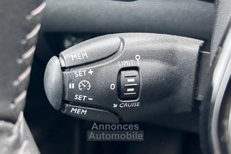 Peugeot 2008 1.2 130CH ALLURE GRIS PLATINIUM - <small></small> 18.740 € <small>TTC</small> - #14