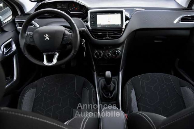 Peugeot 2008 1.2 Active S - PANO DAK - GPS - CRUISE - APPLE CARPLAY - - <small></small> 13.700 € <small>TTC</small> - #9