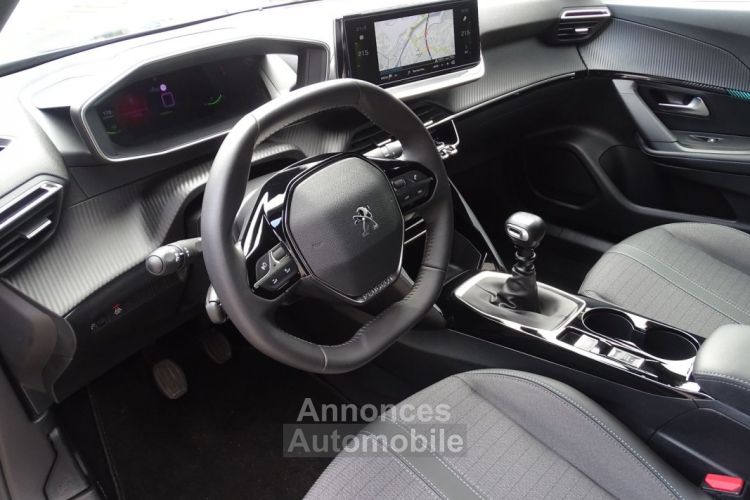 Peugeot 2008 1.2 PureTech 100 ch ALLURE PACK BVM6 - NAVIGATION 3D CONNECTEE - - <small></small> 22.990 € <small>TTC</small> - #11