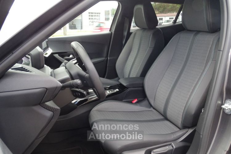 Peugeot 2008 1.2 PureTech 100 ch ALLURE PACK BVM6 - NAVIGATION 3D CONNECTEE - - <small></small> 22.990 € <small>TTC</small> - #12