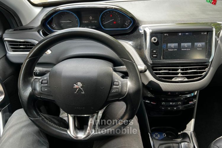 Peugeot 2008 1.2 PURETECH 110 ALLURE - <small></small> 9.990 € <small>TTC</small> - #19