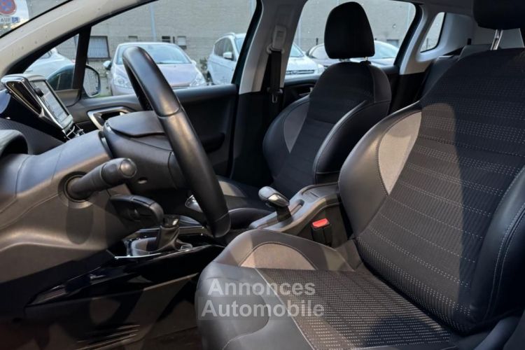 Peugeot 2008 1.2 PURETECH 110 ALLURE START-STOP CAMÉRA DE RECUL + CARPLAY BARRE TOIT - <small></small> 11.300 € <small>TTC</small> - #10