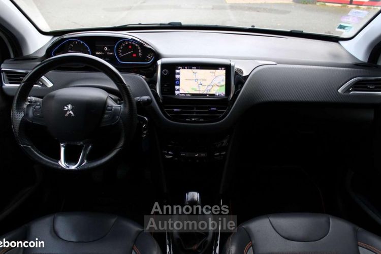 Peugeot 2008 1.2 PURETECH 110 ch CROSSWAY - <small></small> 8.490 € <small>TTC</small> - #17