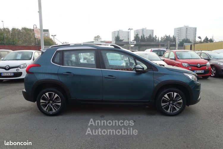 Peugeot 2008 1.2 PURETECH 110CH ALLURE BUSINESS S&S - <small></small> 8.590 € <small>TTC</small> - #3